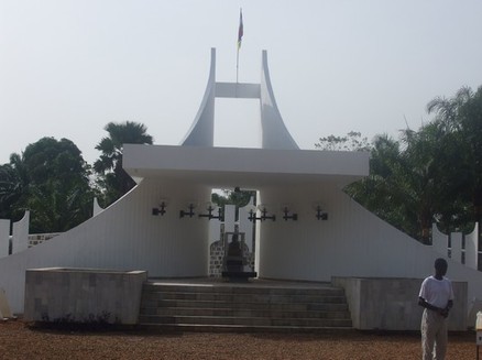 Centrafrique : Le Président François Bozizé rend hommage au Président fondateur de la RCA, Barthélemy Boganda.