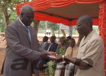 Remise des fonds  en faveur des élèves et enseignants d’Haïti.