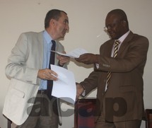 Signature d’une convention  entre l’Agence Centrafricaine de Formation Professionnelle et de l’Emploi et le Crédit Mutuel en Centrafrique