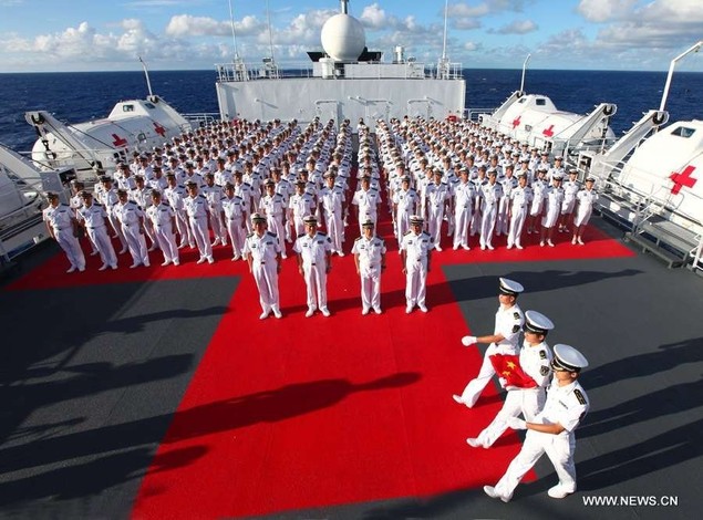 Fête nationale au bord du navire-hôpital "Arche de la paix"