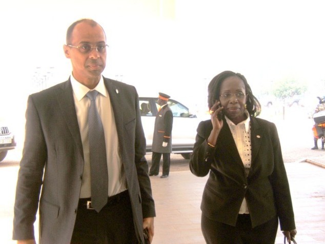 M. Thierry Tanoh et Mme Evelyne Tall à leur arrivée à l'hôtel Ledger Plaza Bangui