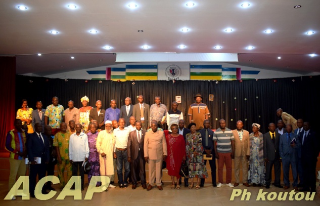 Le Ministre Arthur Bertrand Piri échange avec les notables et les maires des arrondissements de Bangui