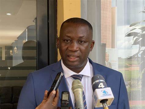 Le Ministre de la Communication et des Média regagne  Bangui