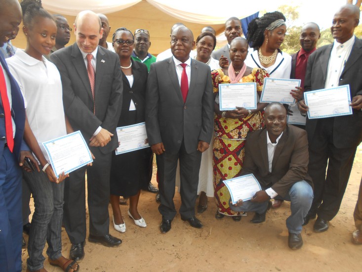 Le ministre des Mines, Léopold Mboli-Fatrane, exhorte ses collaborateurs à faire preuve de professionnalisme