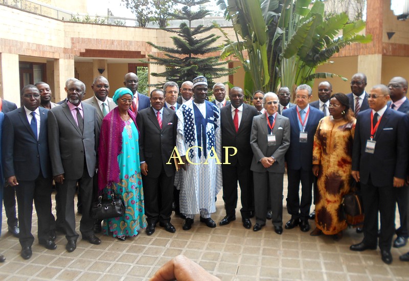 Quelques hautes personnalités autour du Ministre camerounais des Finances