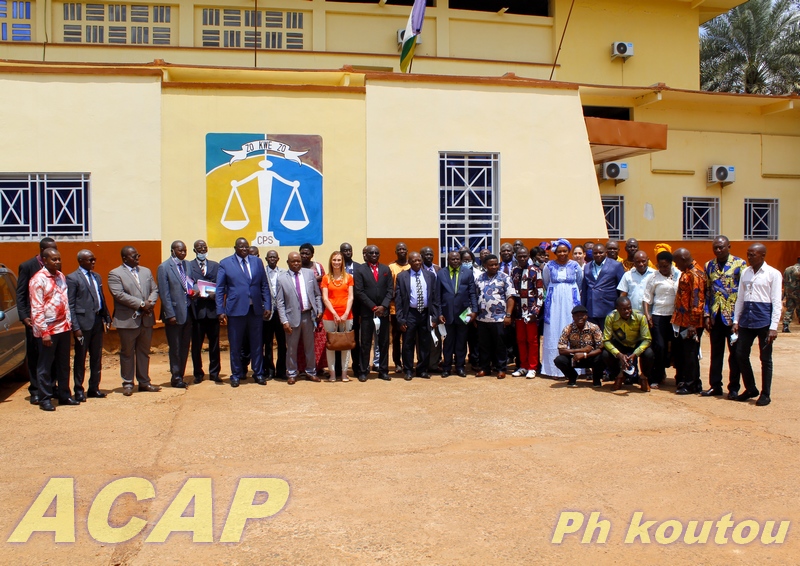 Visite de travail du ministre d’Etat chargé de la Justice dans les locaux de la Cour pénale spéciale