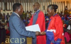 Deux promotions de ressortissants de la Faculté de médecine de l'université de Bangui prêtent serment