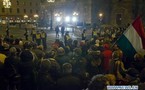 Hongrie: des dizaines de milliers de personnes manifestent à Budapest contre la nouvelle constitution